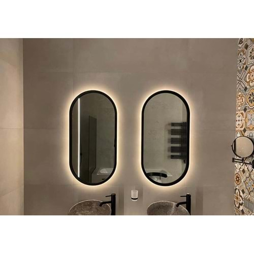 Siyah Çerçeveli Oval Banyo Aynası